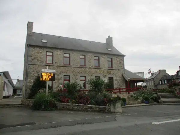 Abri Piscine Motorisé Entreprise abri de piscine Ploumagoar