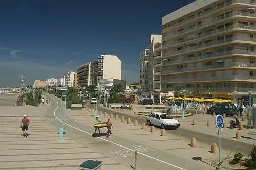 Abri Piscine Motorisé Entreprise abri de piscine Saint-Jean-de-Monts